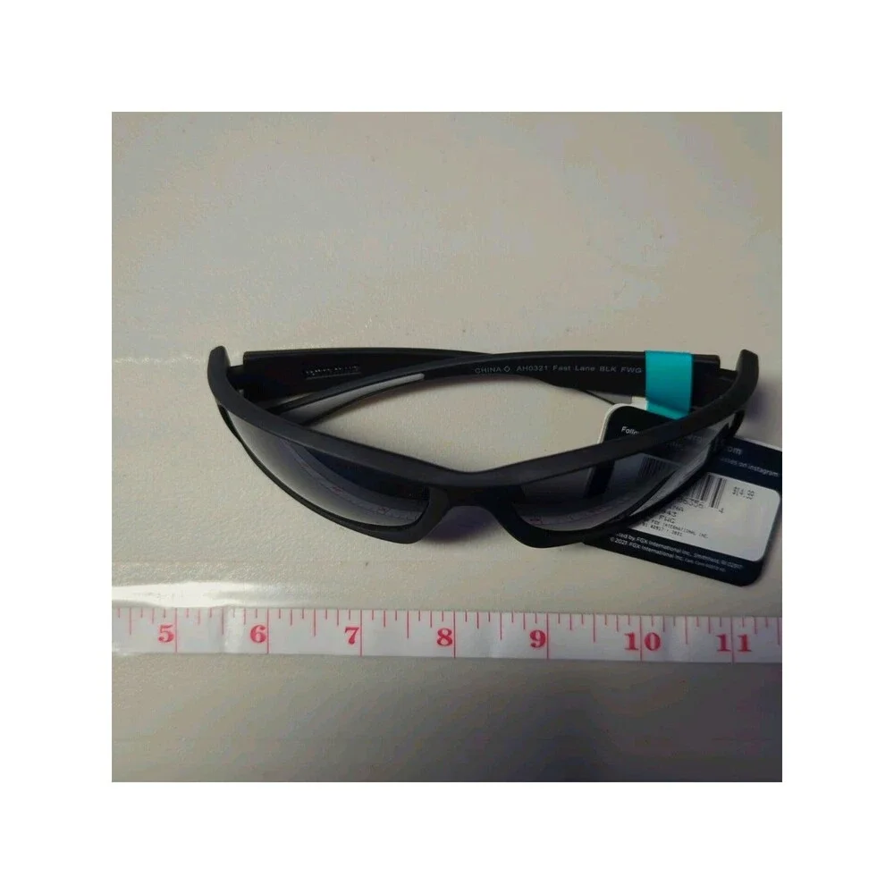 Foster Grant Black Driving Sunglasses – Enhanced Road Safety & Scratch Resistant
